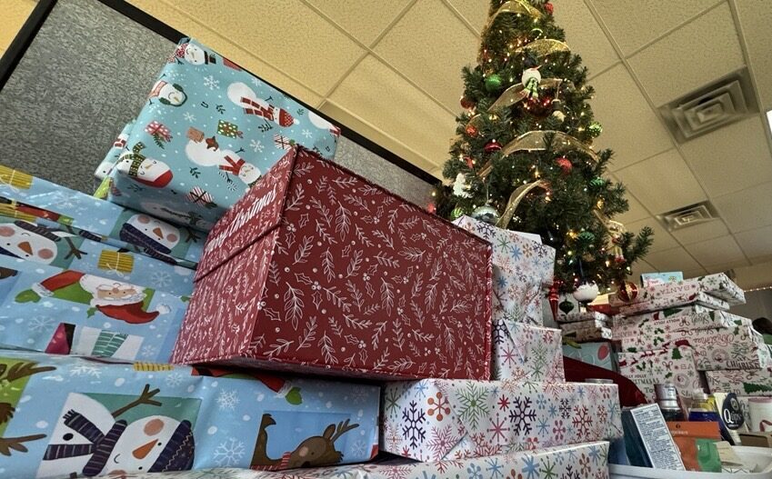 Spreading Holiday Cheer to Local Families